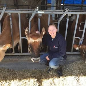 Meet your Posher, Alyssa